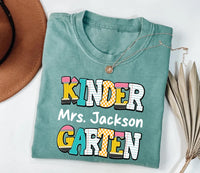 Custom Kindergarten Teacher Short Sleeve T-Shirt