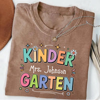 Personalized Kindergarten Teacher Short Sleeve T-Shirt
