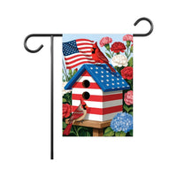 Patriotic Cardinal Garden Flag, American Flag Birdhouse Yard Flag, Red White Blue Floral Outdoor Decor, 4th of July Summer Lawn Decoration