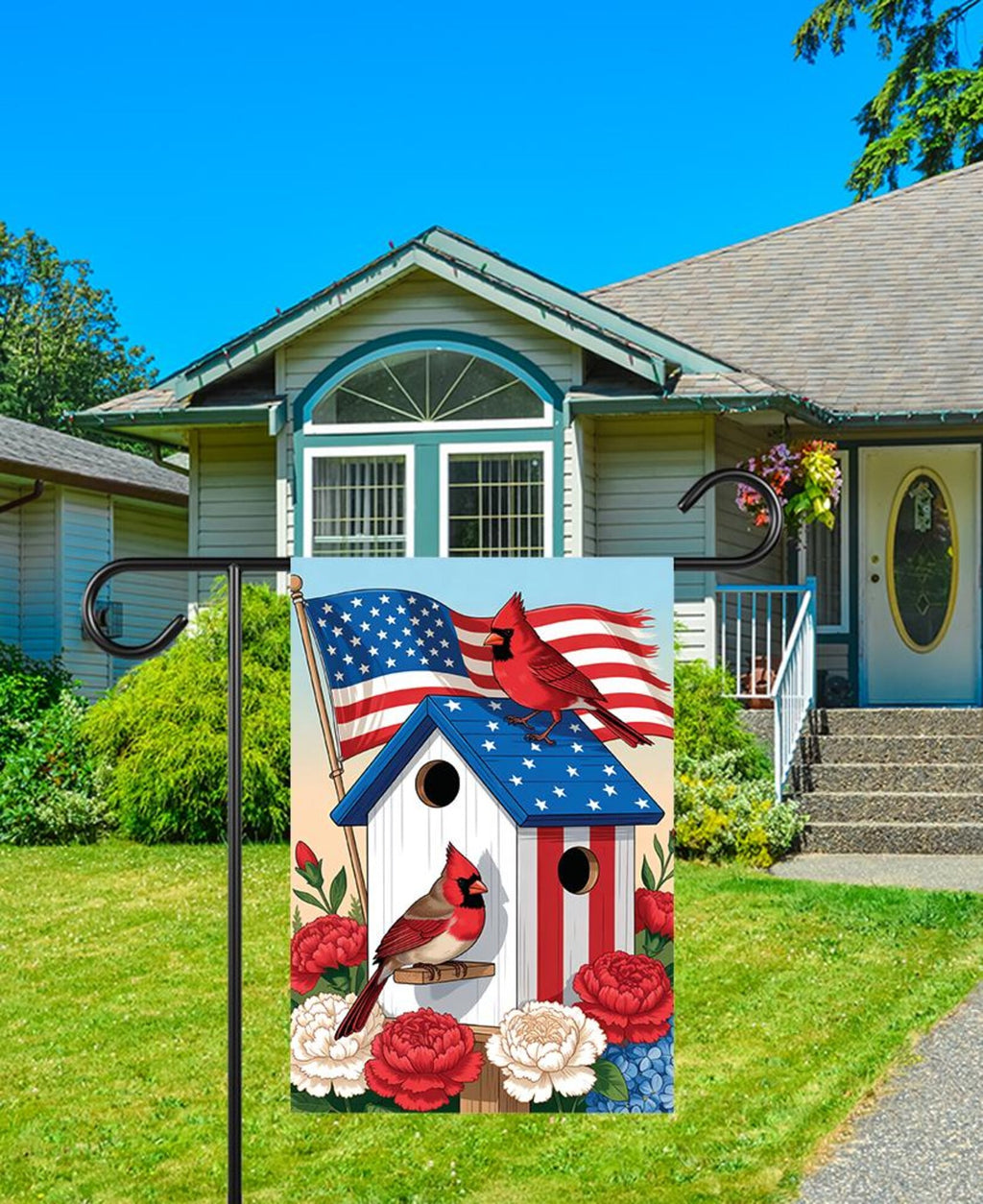Patriotic Cardinal Garden Flag, American Flag Birdhouse Yard Flag, Red White Blue Floral Outdoor Decor, 4th of July Summer Lawn Decoration