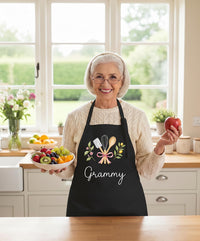 Personalized Grandma Apron, Custom Name Kitchen Apron, Floral Baking Apron with Pockets, Full-Length Cooking Apron, Gift for Grandma