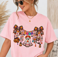 Day of the Dead Sugar Skull Shirt, Floral Ghost Graphic Tee, Marigold Garland Skeleton Top, Dia de los Muertos Outfit, Halloween Gift
