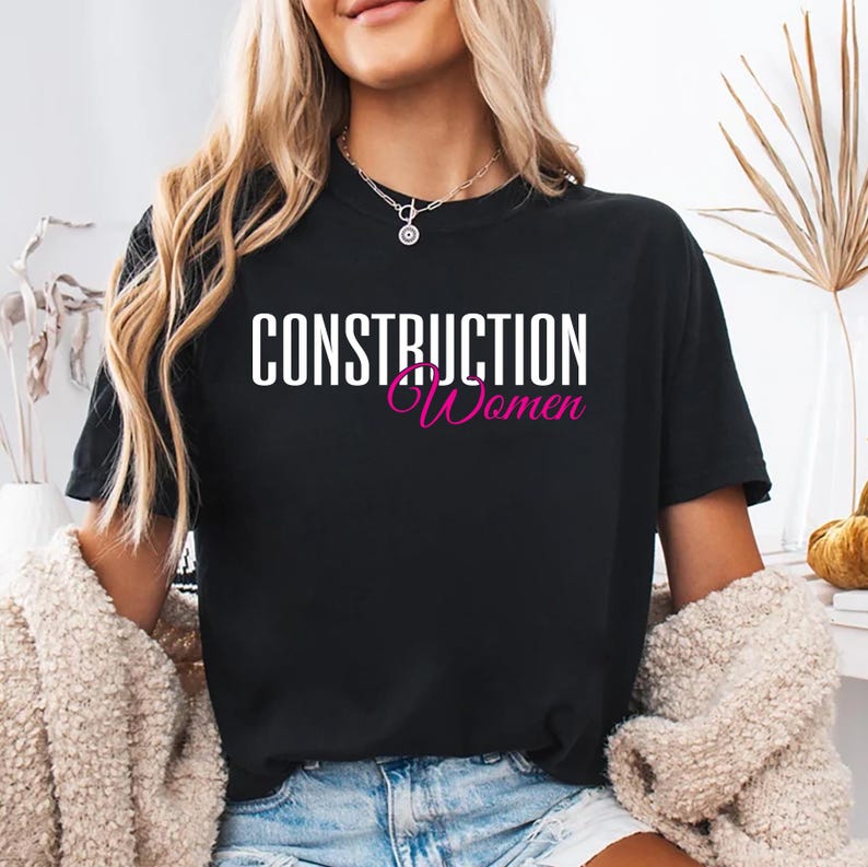 Women in Construction Short Sleeve T-Shirt