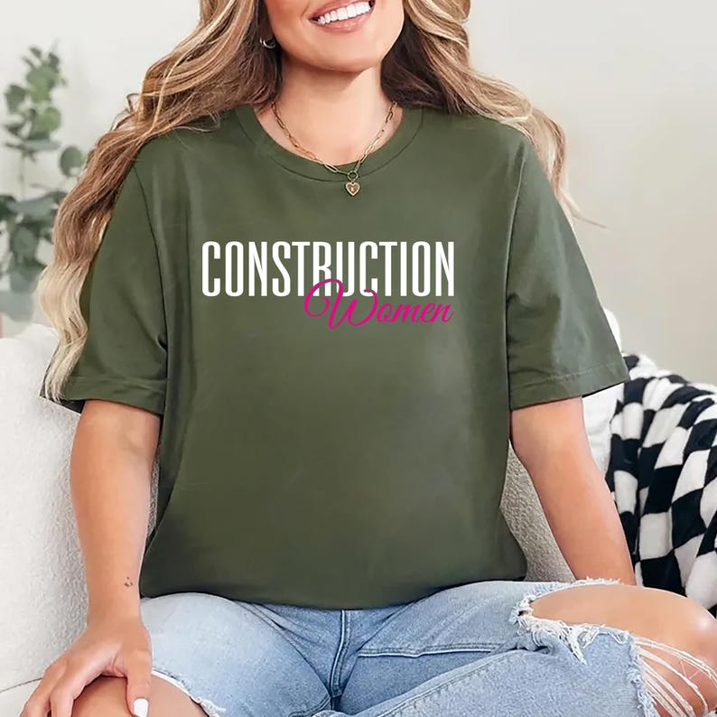 Women in Construction Short Sleeve T-Shirt