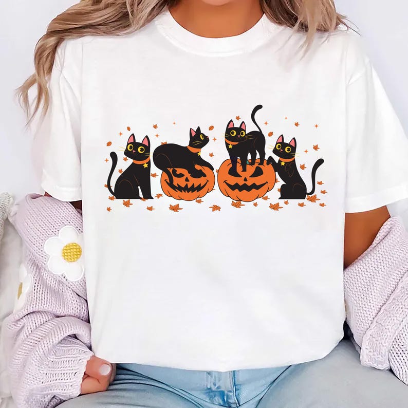 Halloween Black Cat Short Sleeve T-Shirt