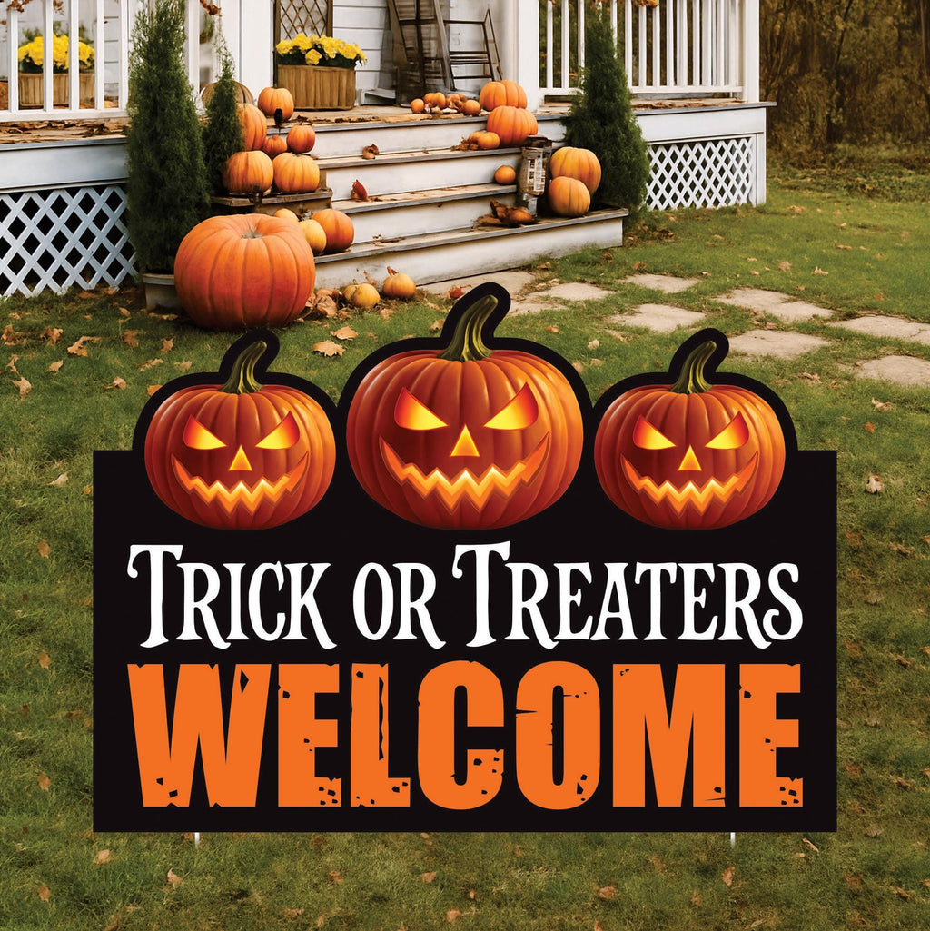 Trick or Treaters Welcome Halloween Yard Sign, Pumpkin Scary Outdoor Lawn Decoration with Stakes, Happy Halloween Garden Sign Cutout