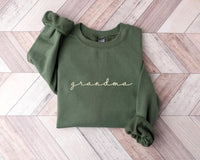 Embroidered Grandma Sweatshirt, Custom Grandma Est Hoodie, Nana Shirt, Gigi Long Sleeve Shirt, Pregnancy Announcement & Mother’s Day Gift