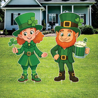 Leprechaun Couple Yard Sign Cutouts, St Patrick’s Day Lawn Decorations, Outdoor Shamrock Yard Signs with Stakes for Front Yard Garden Décor