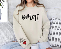 Personalized Oma Shirt, Grandma Oma Shirt, Best Oma Ever Heart Tee, Omi Gift Shirt, Mother’s Day Oma Shirt, Grandma Gifts, Front Sleeve